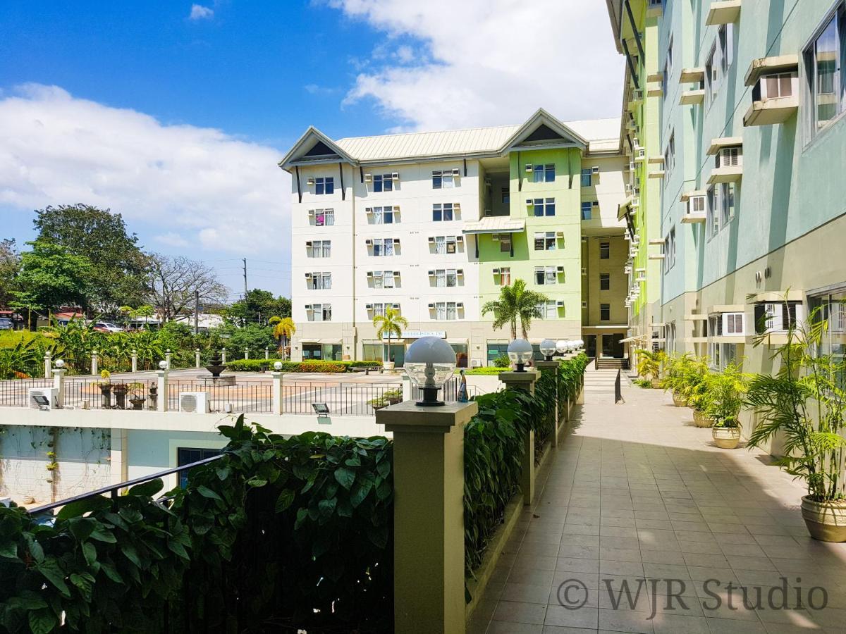 Aparthotel Centropolis King Bed Deluxe Muntinlupa City Exterior foto
